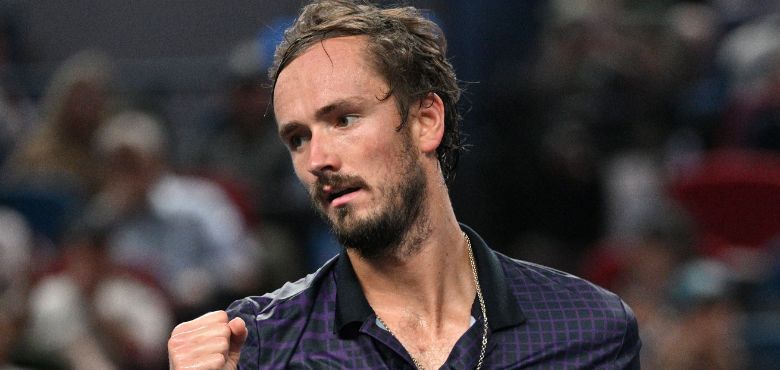 Medvedev Begins Comeback with New Coaching Team